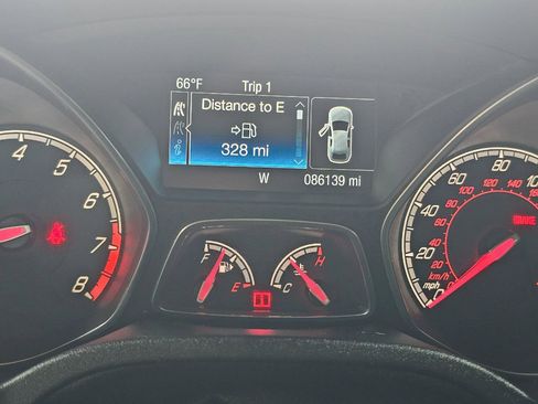 Used 2014 Ford Focus ST w/ Equipment Group 202A image 30