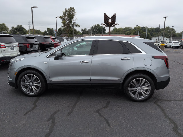 Used 2025 Cadillac XT5 Premium Luxury w/ Technology Package AWD/4WD image 4