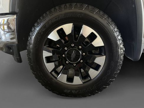 Used 2021 Chevrolet Silverado 2500 LT w/ Fleet Comfort Package RWD image 15