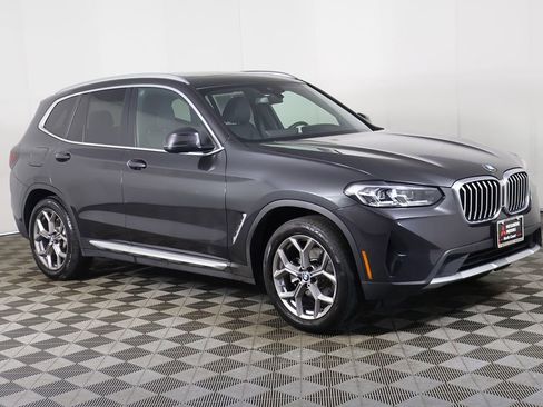 Used 2022 BMW X3 xDrive30i w/ Premium Package 2 AWD/4WD image 2