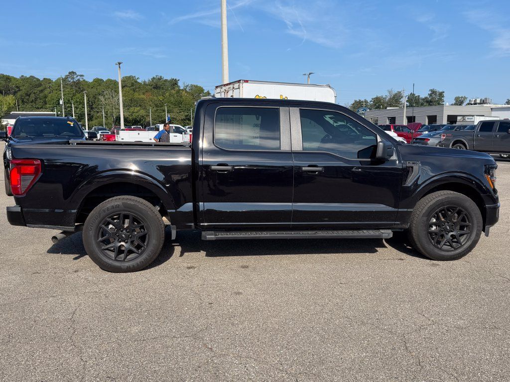Used 2025 Ford F150 STX w/ STX Black Appearance Package RWD image 5