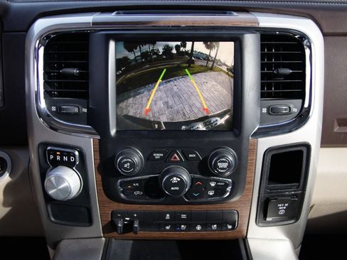 Used 2016 RAM 1500 Laramie w/ Convenience Group RWD image 32