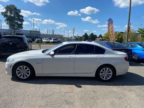 Used 2016 BMW 528i xDrive Sedan w/ Premium Package image 6