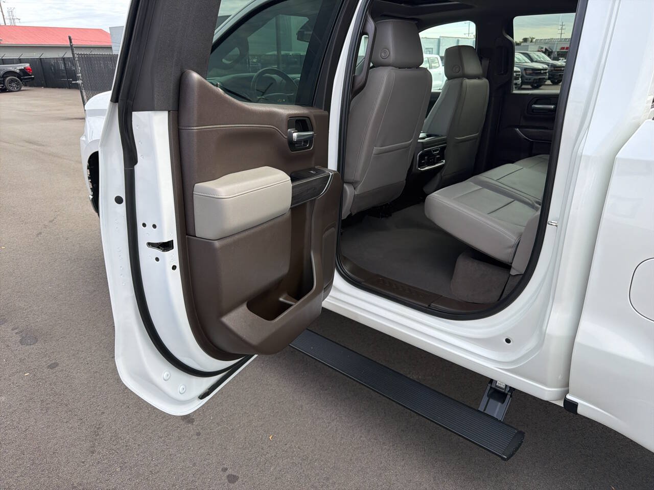Used 2019 Chevrolet Silverado 1500 LTZ AWD/4WD image 14