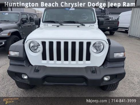 Used 2021 Jeep Wrangler Unlimited Sport image 2