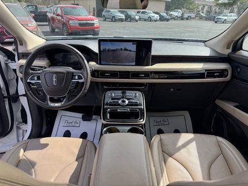 Used 2022 Lincoln Nautilus Reserve w/ Equipment Group 201A image 2