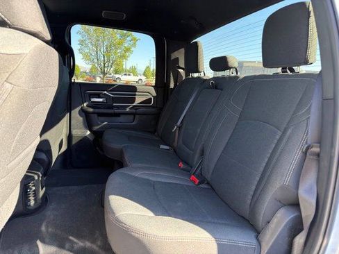 Used 2025 RAM 2500 Big Horn AWD/4WD image 10