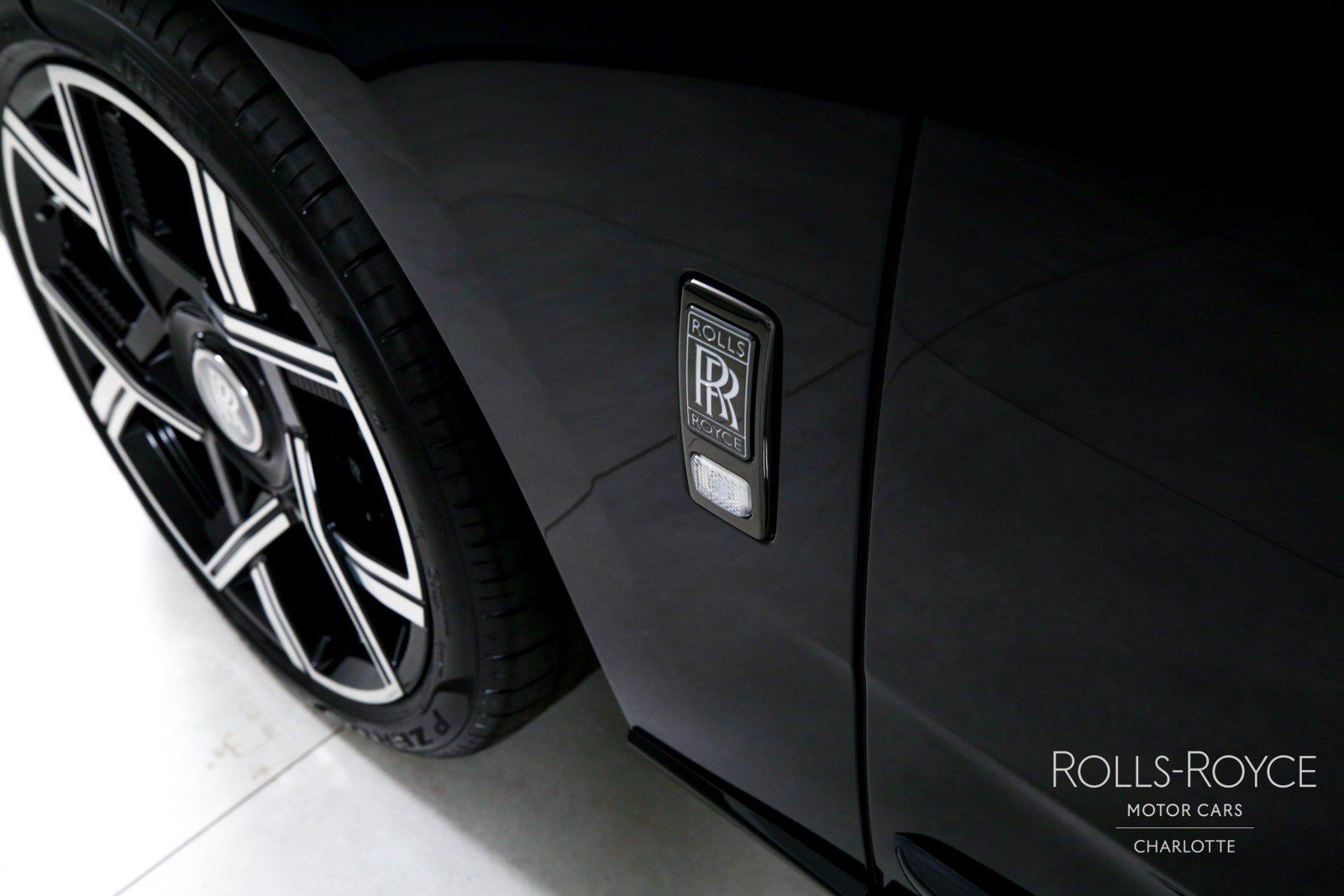 New 2027 Rolls-Royce Cullinan Black Badge AWD/4WD image 47