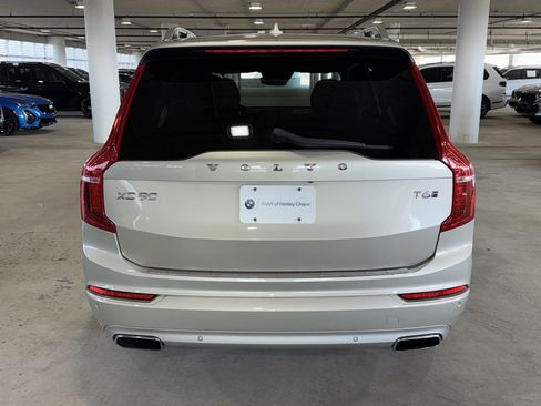 Used 2017 Volvo XC90 T6 Momentum w/ Vision Package image 7