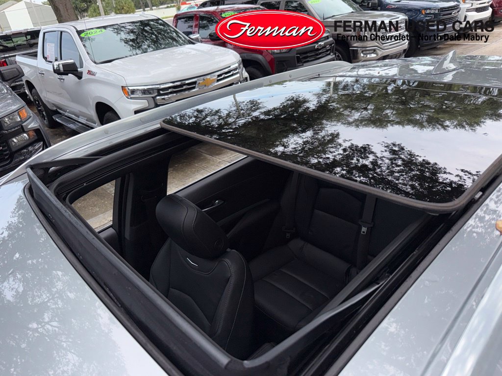 Used 2023 Cadillac XT4 Premium Luxury w/ Cold Weather Package FWD image 8