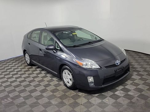 Used 2011 Toyota Prius Four w/ Solar Roof Pkg FWD image 2