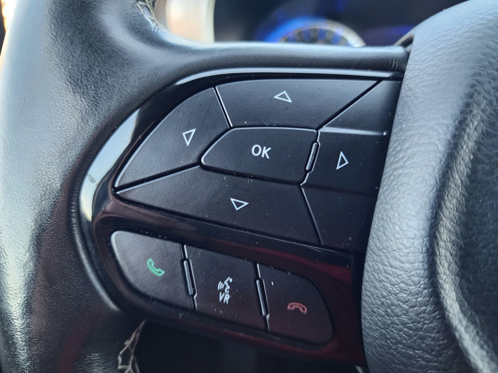 Used 2020 Chrysler Pacifica Touring-L AWD/4WD image 19