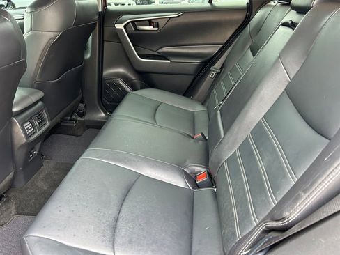 Used 2023 Toyota RAV4 XLE Premium AWD/4WD image 17