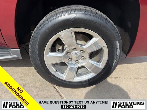 Used 2016 Chevrolet Suburban LT image 10