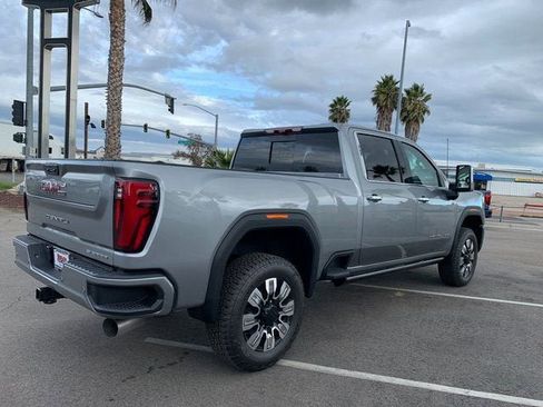 New 2026 GMC Sierra 2500 Denali w/ Denali Reserve Package image 6