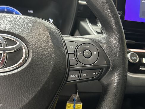 Used 2026 Toyota Corolla LE FWD image 20