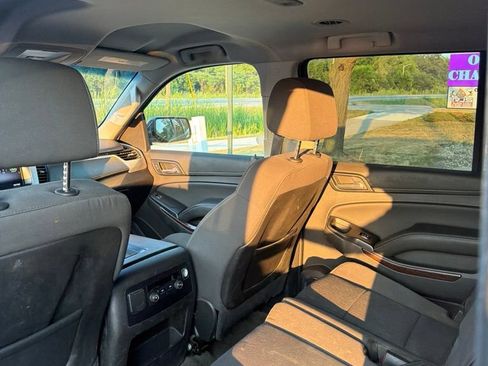 Used 2015 GMC Yukon XL SLE AWD/4WD image 8