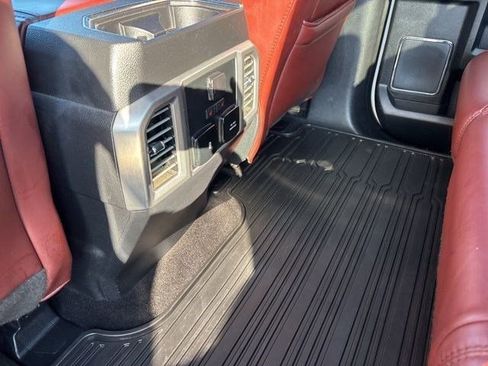 Used 2019 Ford F150 Platinum w/ Equipment Group 701A Luxury image 40