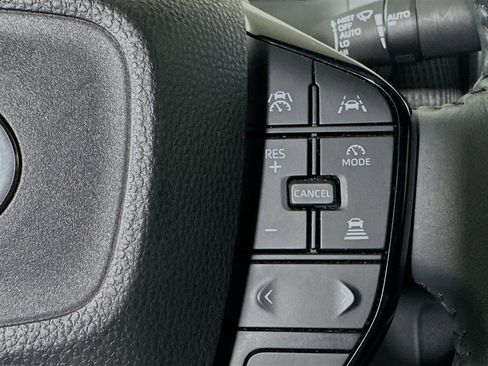 Used 2024 Toyota bZ4X Limited image 17