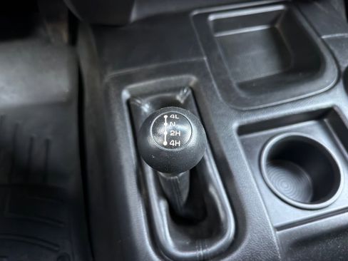 Used 2017 RAM 3500 Tradesman w/ Chrome Appearance Group image 21