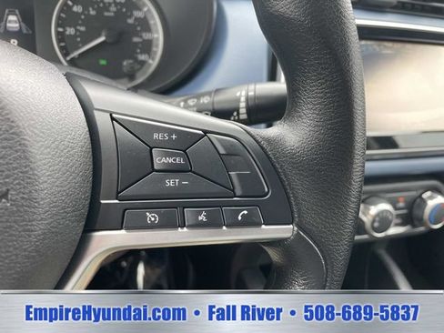 Used 2025 Nissan Versa SV w/ Trunk Package FWD image 27