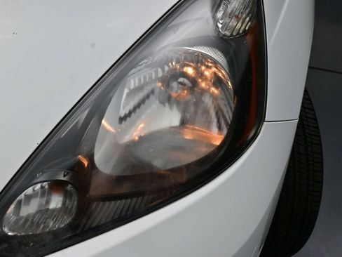 Used 2012 Honda Fit Sport image 37