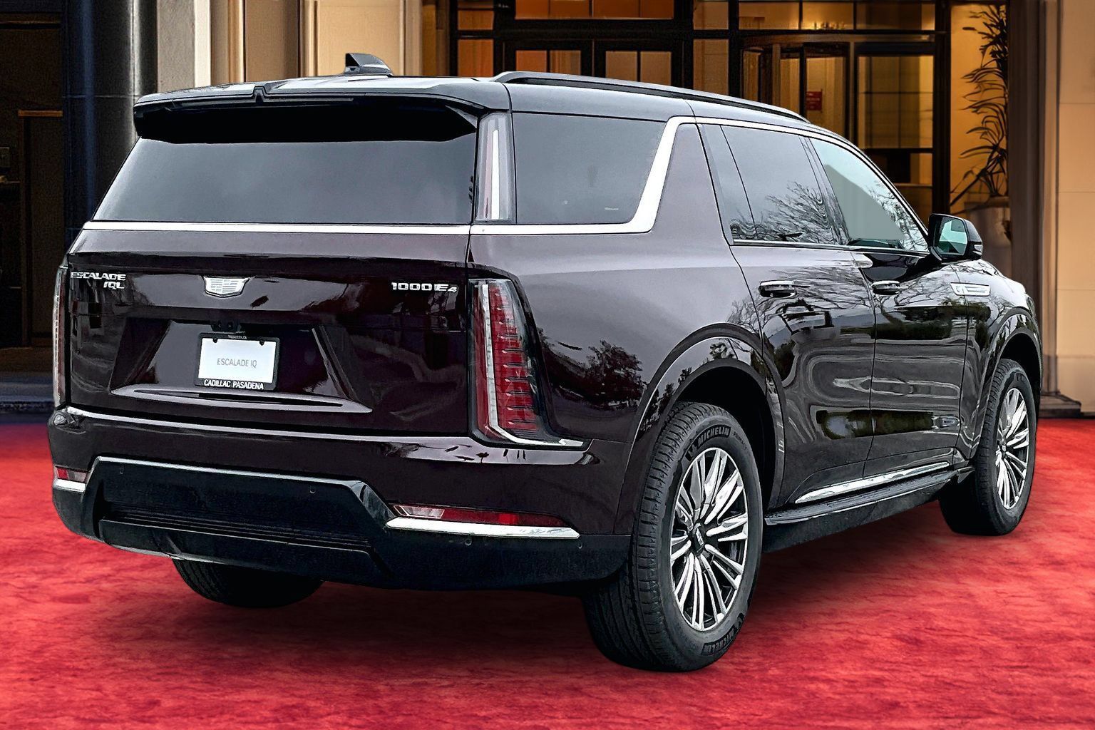 New 2026 Cadillac Escalade IQL Luxury w/ LPO, Floor Liner Package AWD/4WD image 6