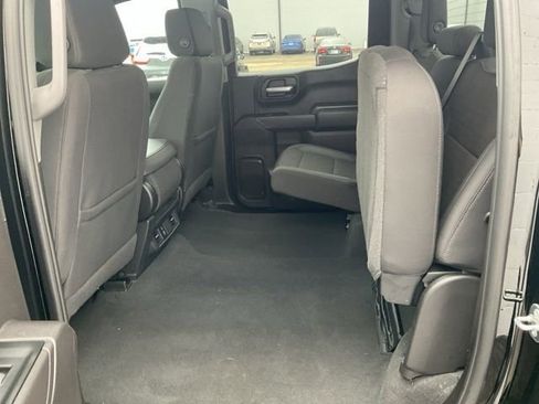 Used 2024 Chevrolet Silverado 1500 Custom image 23