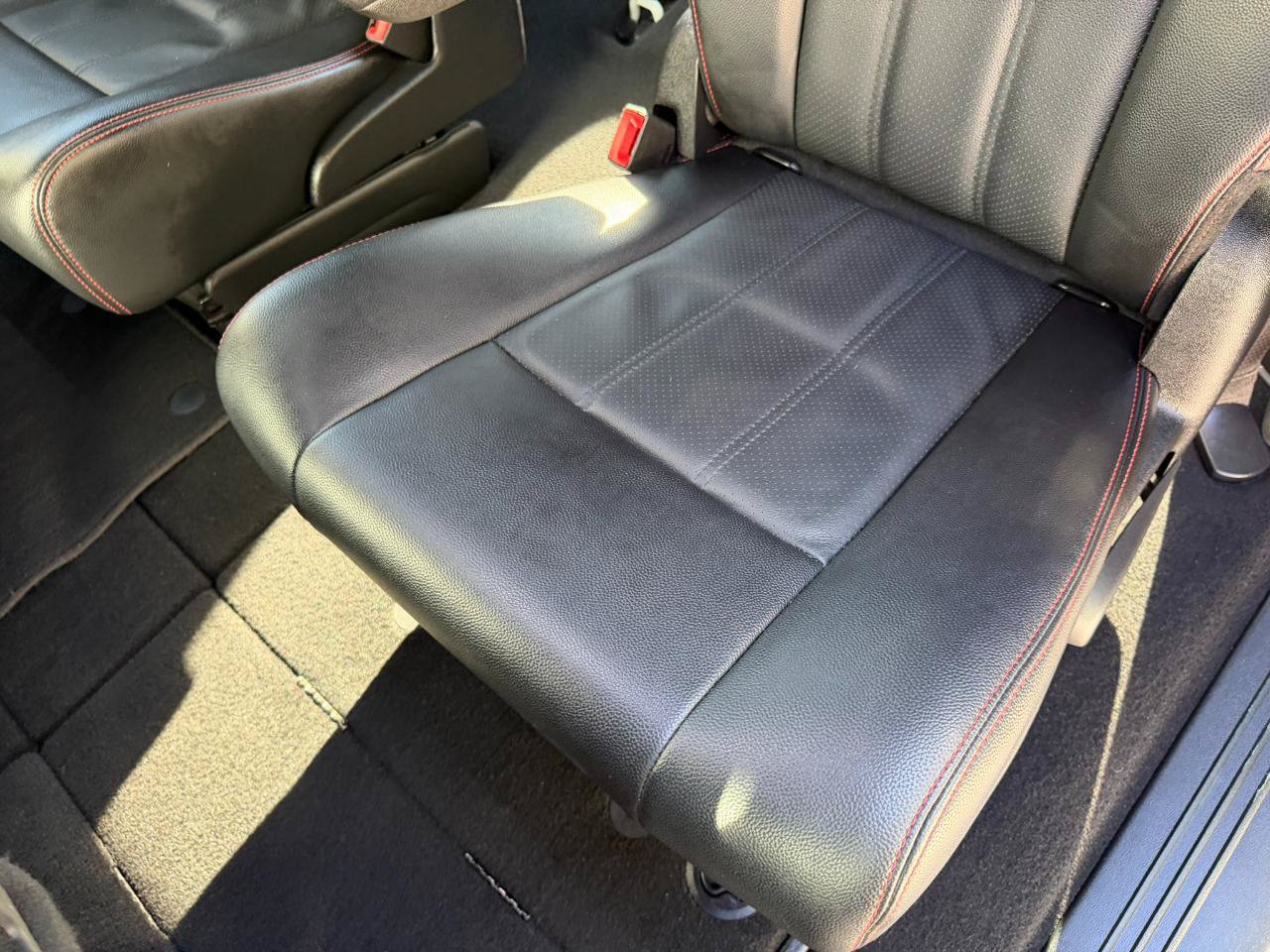 Used 2019 Dodge Grand Caravan GT FWD image 35