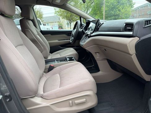 Used 2018 Honda Odyssey EX image 25