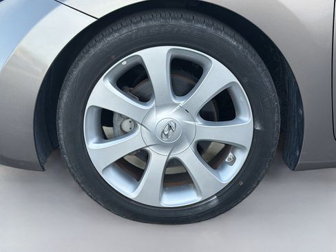 Used 2013 Hyundai Elantra Limited w/ Technology Pkg image 37