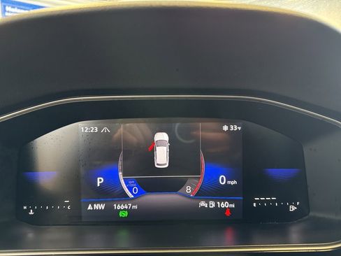 Used 2025 Volkswagen Jetta S image 12