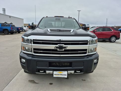 Used 2018 Chevrolet Silverado 3500 High Country w/ Duramax Plus Package image 8