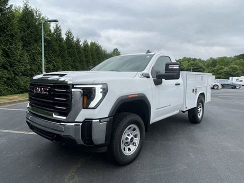 New 2024 GMC Sierra 3500 Pro w/ Convenience Package image 3