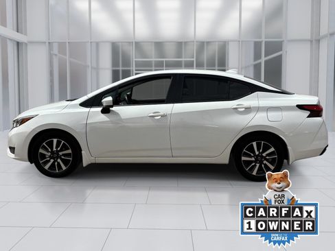 Used 2025 Nissan Versa SV w/ Trunk Package FWD image 3