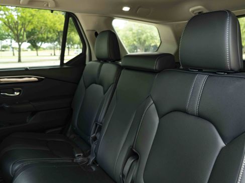 Used 2024 Honda Pilot EX-L image 18