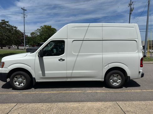 Used 2016 Nissan NV 2500 SV w/ Technology Package RWD image 7