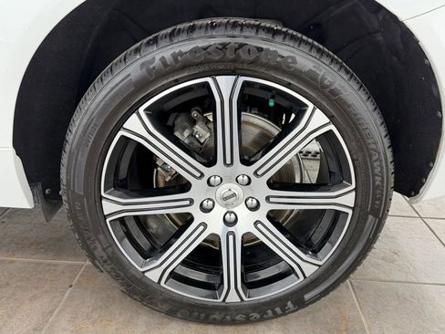 Used 2019 Volvo XC60 T6 Inscription w/ Protection Package Premier AWD/4WD image 36