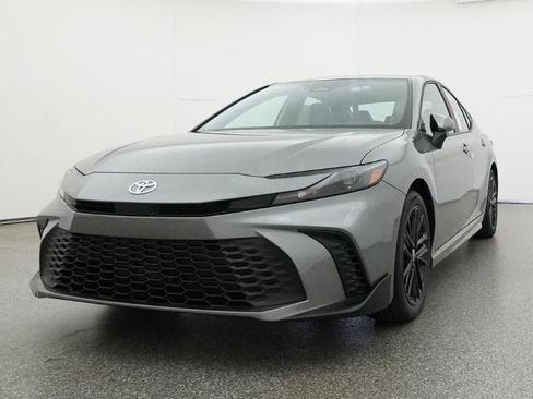 New 2026 Toyota Camry SE FWD image 32