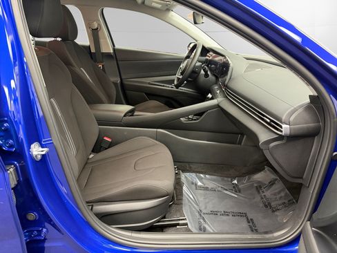 Certified 2023 Hyundai Elantra SEL w/ Convenience Package FWD image 15