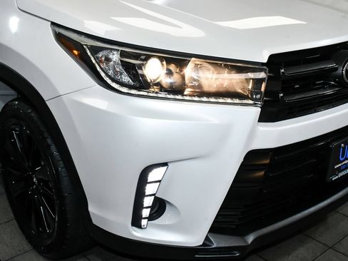 Used 2019 Toyota Highlander SE AWD/4WD image 69