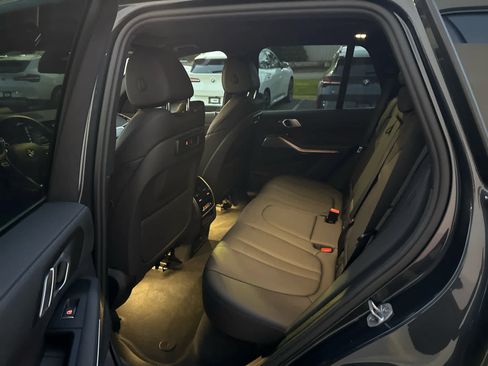 Used 2022 BMW X5 xDrive45e w/ Parking Assistance Package image 14