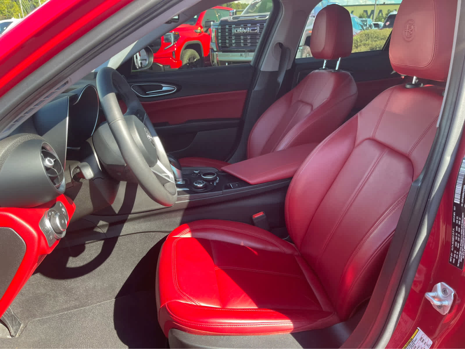 Used 2018 Alfa Romeo Giulia RWD image 17