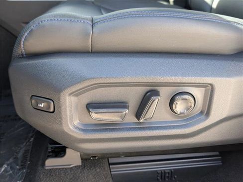 New 2025 Toyota Tundra Platinum image 17