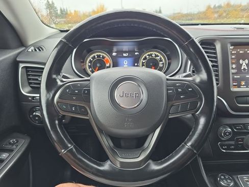 Used 2021 Jeep Cherokee Trailhawk w/ Sun, Sound & Nav Group image 18