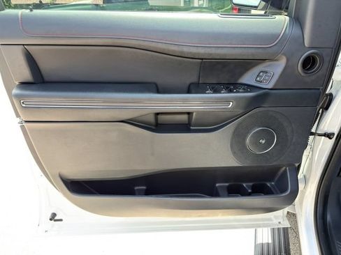 Used 2023 Ford Expedition Limited AWD/4WD image 20