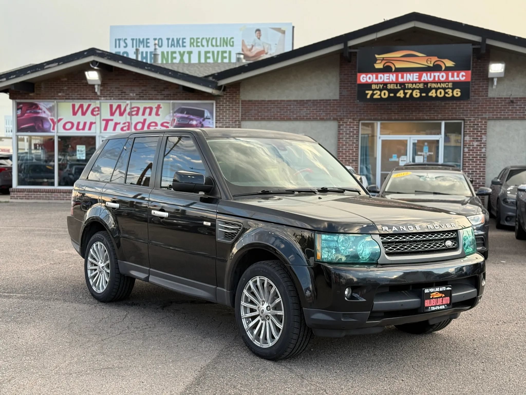 Used 2011 Land Rover Range Rover Sport HSE AWD/4WD image 9