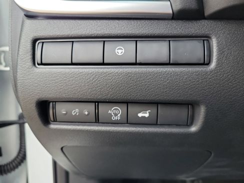 New 2026 Nissan Rogue SV image 24