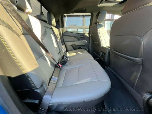 Used 2023 Chevrolet Colorado ZR2 w/ ZR2 Convenience Package III image 16