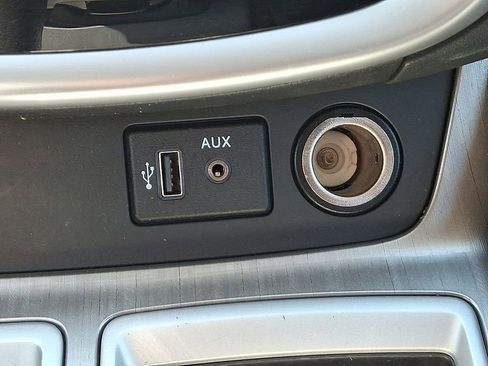 Used 2018 Nissan Murano S AWD/4WD image 25
